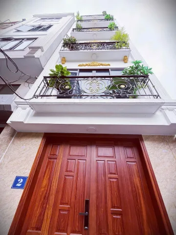 Bán Nhà riêng 32m2 có sẵn 32 m2 thổ cư giá 9 tỷ tại Đường Giải PhóngPhườ Thanh Trì Quận Hoàng Mai Hà Nội