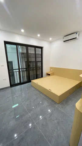 Cho thuê nhà Mới Đẹp Đê Trần Khát Chân, Hai Bà Trưng 35m x 5T giá 12 triệu CHO Ở NHÓM