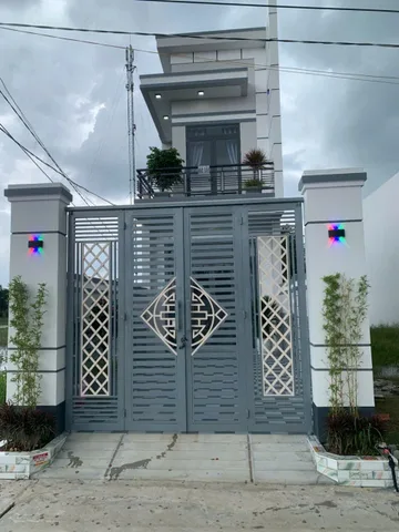 Căn nhà 1 trệt 1 lầu tại xã Phước Lý, Tây Ninh (khu vực giáp Bình Chánh)