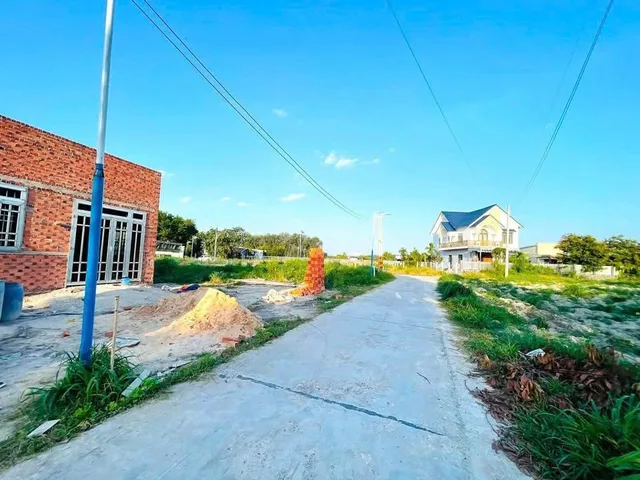 Bán Đất 1000m2 có sẵn 200 m2 thổ cư giá 425 triệu tại Xã Nha Bích