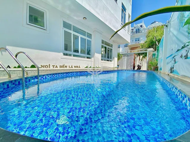 🏡 CHO THUÊ VILLA 1T2L – CÓ HỒ BƠI –KHU THANH BÌNH, LONG CUNG


🏡 CHO THUÊ VILLA 1T2L – CÓ HỒ BƠI –KHU THANH BÌNH, LONG CUNG