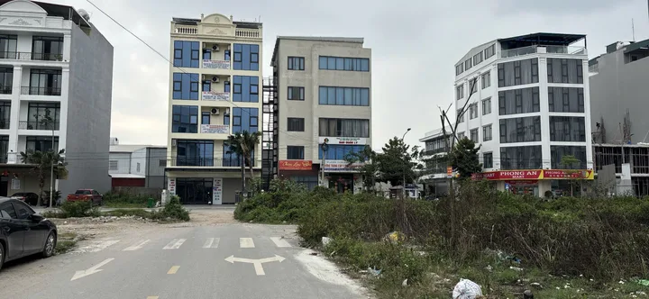 💠Bán Lô Đẹp Cao Đức, Vạn An, Mt 7m Dt 85m2, Hưởng Thêm Khe Thoáng 2m Giá 6.8 Tỷ lh e Điệp 0395777369