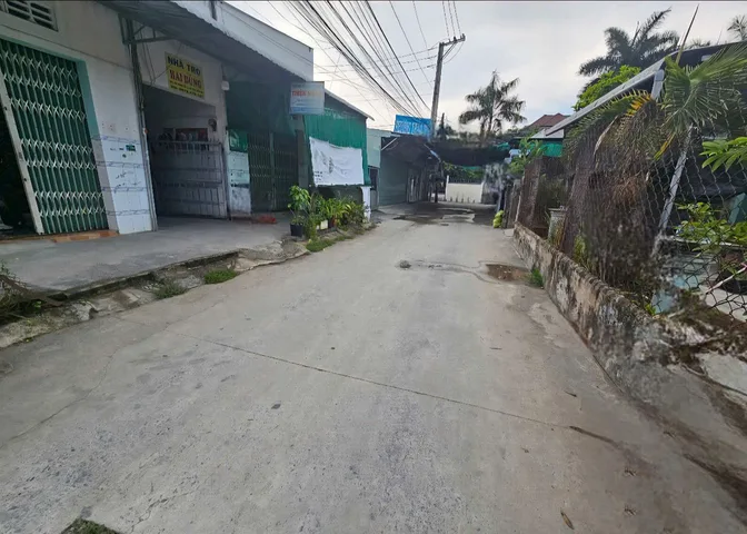 Bán Đất 500m2 có sẵn 500 m2 thổ cư giá 1.97 tỷ tại Đường Tỉnh lộ 824 Xã Hựu Thạnh Huyện Đức Hòa Long An