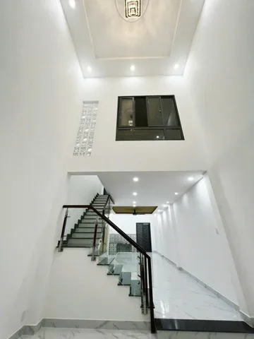Nguyễn Văn Luông Q6 - DTSD 83M2 - 2PN 2WC - Hướng Nam - SHR - 7.X 🧄TL