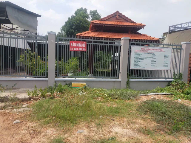 BÁN ĐẤT MẶT TIỀN ĐƯỜNG DU LỊCH 10x30m