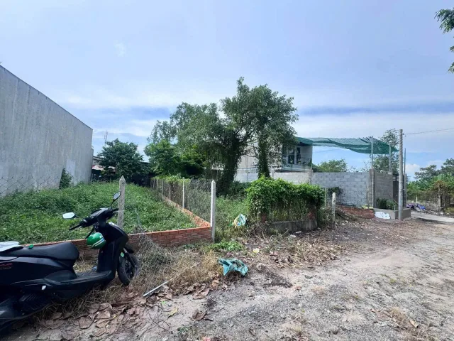 Bán Đất 119m2 có sẵn 119 m2 thổ cư giá 750 triệu tại Đường Nguyễn Thị Lăng Xã Tân Phú Trung Huyện Củ Chi TP. Hồ Chí Minh