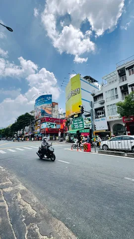 BĂN NHÀ 2 MẶT TIỀN HOÀNG DIỆU 4 TẦNG QUẬN 4