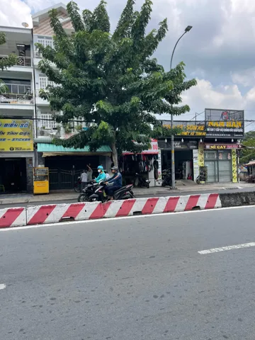 Mặt Tiền Đường Tân Sơn Phường 12 Quận Gò Vấp TP. Hồ Chí Minh