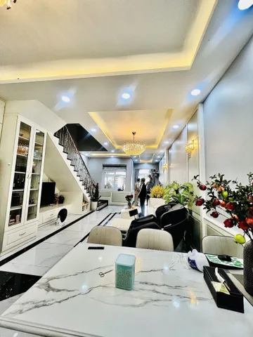 🦅 BIỆT THỰ MINI ROSITA KHANG ĐIỀN – PHÚ HỮU – TẶNG FULL NỘI THẤT – KHU BIỆT THỰ AN NINH – 9 TỶ – 100M² | 5x20M | 3 TẦNG