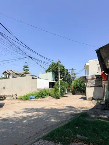 Bán Đất 100m2 có sẵn 100 m2 thổ cư giá 5 tỷ tại Đường số 4 Phường Trường Thạnh Quận 9 TP. Hồ Chí Minh