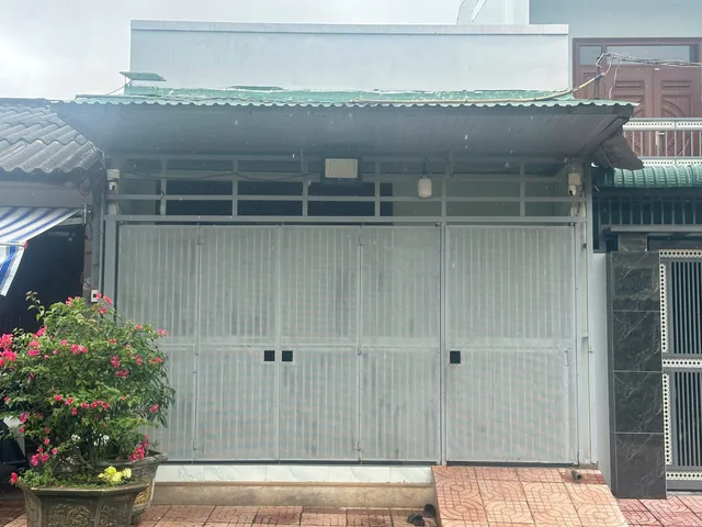 Bán Nhà riêng 111.7m2 có sẵn 111.7 m2 thổ cư giá 4.5 tỷ tại Phường Ea Tam Thành phố Buôn Ma Thuột Đắk Lắk