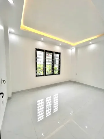 Nhà xây mới 4 tầng độc lập tại Phương Lưu – Vạn Mỹ
