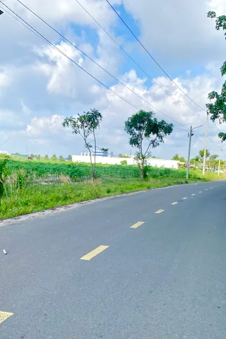 LH 0931.783.209 Bán Gấp 430m2 có sẵn thổ cư. Giá 470triệu ngay KCN