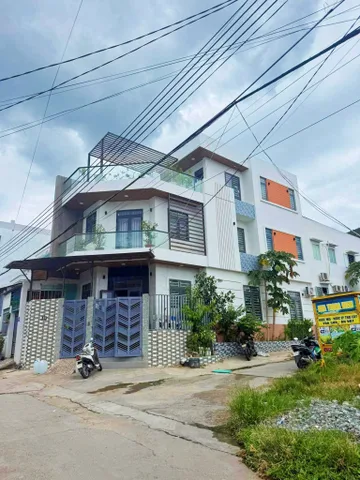 Đất dân Hòn Xện _ đường số 5  ( ô tô rộng 7m ) , gần Bến Du Thuyền. Dt 94m2. Giá 4.250ty