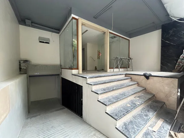 Cho thuê Khách sạn 150m2 - 9 nổi 1 hầm Văn Cao - Liễu Giai - 30pkk 2 mặt ngõ ô tô