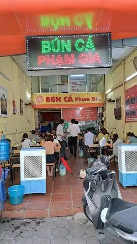 Nhượng quán bún cá 3 tầng, có lượng khách quen ổn định phố Dịch Vọng Hậu,Cầu Giấy, 0834991963