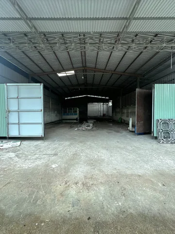 Cho thuê Kho, nhà xưởng 3000m2 mặt tiền đường xe cont và mặt tiền đường sông giá 100 triệu tại Bến Tre