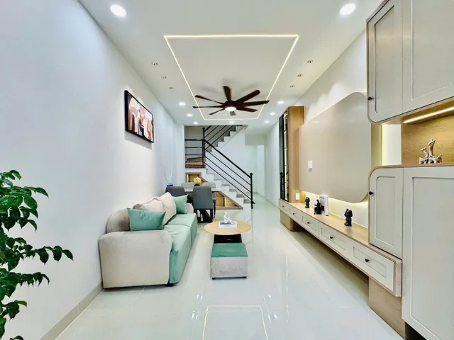 KẾ BẠCH ĐẰNG 40M² 3 TẦNG 4PN GẦN CHỢ BÀ CHIỂU 6,75 TỶ