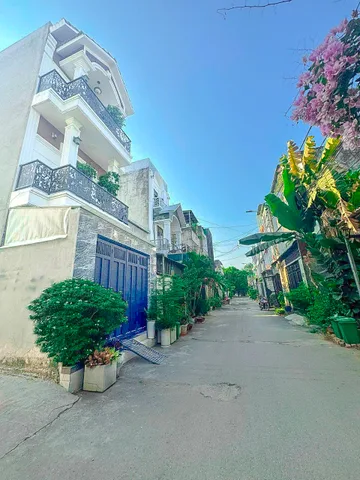 🏡 NHÀ 3 TẦNG GẦN CHỢ LONG TRƯỜNG – HẺM XE HƠI 6M THÔNG