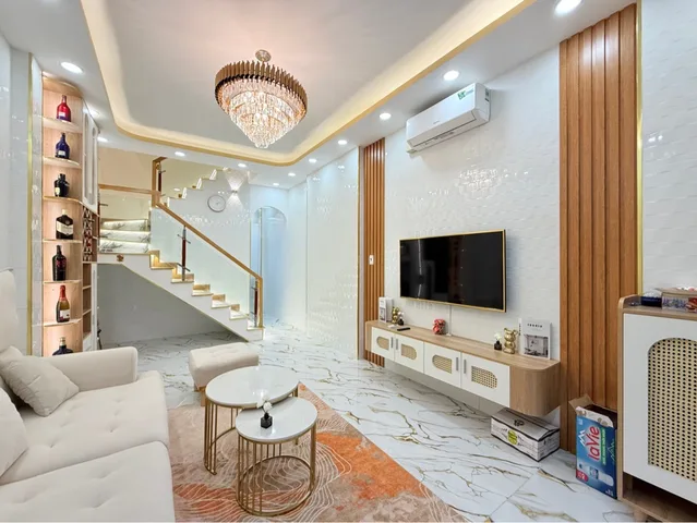 HẺM XE TẢI THÔNG - PHẠM VĂN HAI - GẦN SÂN BAY TSN - 60M2 - 3 TẤM BTCT - NHINH 12 TỶ