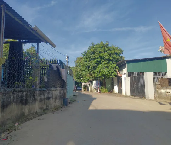 😱 BÁN NHÀ 3 TẦNG ĐẤT TRĂM MÉT - GIÁ CHỈ HƠN 2 TỶ TP. HUẾ!