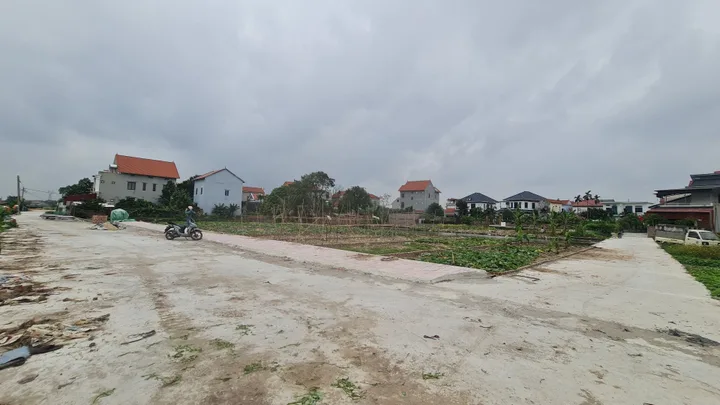 Bán Đất 100m2 có sẵn 100 m2 thổ cư giá 3.1 tỷ tại Xã An Bình Huyện Thuận Thành Bắc Ninh
