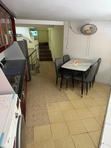 Cho thuê Nhà riêng 32m2 giá 14 triệu tại Phường Trung Hoà Quận Cầu Giấy Hà Nội
