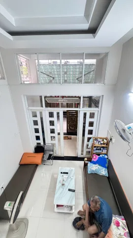 BÁN NHÀ 4 PHÒNG NGỦ HẺM C13 TÔN ĐẢN QUẬN 4