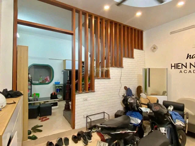 Cho thuê Nhà riêng 40m2 giá 12 triệu tại đường Nguyễn Trãi Phường Thượng Đình Quận Thanh Xuân Hà Nội