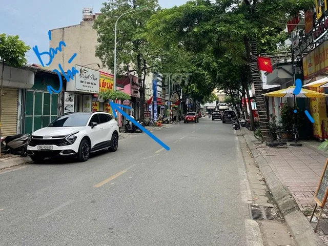BÁN NHÀ MẶT ĐƯỜNG TRỤC CHÍNH KINH DOANH SÓC SƠN HÀ NỘI, VỈA HÈ 2M, Ô TÔ TRÁNH, KD, Ở, ĐT