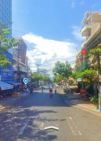 Căn nhà 3 tầng mặt tiền Lê Thành Phương _ trung tâm tp Nha Trang. DT 49m2. Giá 25tr/tháng