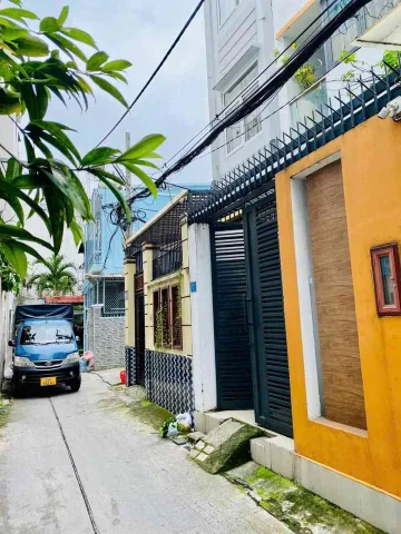 HẺM XE HƠI THÔNG -  PHẠM VĂN HAI - 4 TẤM BTCT - 4X11 - KẾ BÊN SÂN BAY TSN - KHU VIP TÂN BÌNH - NHỈNH 10 TỶ