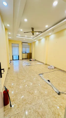 CHO THUÊ NHÀ MẶT TIỀN VĨNH HỘI 6 PHÒNG NGỦ QUẬN 4
