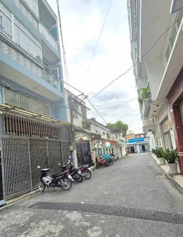 Bán Nhà riêng 60m2 có sẵn 60 m2 thổ cư giá 10.5 tỷ tại đường Phạm Văn Bạch Phường 15 Quận Tân Bình TP. Hồ Chí Minh