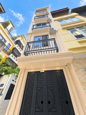 🔥 BÀ CHỊ E Ở THANH XUÂN CÓ CĂN DÒNG TIỀN 500 TRIỆU/NĂM CCMN 2 MẶT THOÁNG NHÀ KHUNG CỘT CHẮC CHẮN, LÔ GÓC, NỞ HẬU, NGÕ 3 GÁC, CÁCH ÔTÔ 40M – 51M² x 6 TẦNG THANG MÁY NHỈNH #11TỶ– 10P KHÉP KÍN