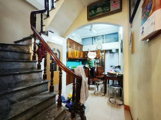 Cho thuê Nhà riêng 42m2 giá 14 triệu tại Đường Đội Cấn Phường Ngọc Hà Quận Ba Đình Hà Nội