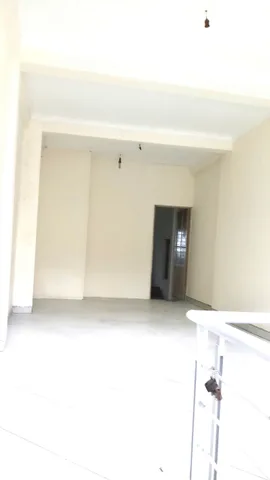 Tiêu đề tối đa 70 ký tự, mình đề xuất:

**Cho thuê nhà mặt phố 132 Hoàng Tăng Bí 120m² – 2 tầng, 8 triệu/tháng**

Hoặc nhấn mạnh công năng:

**Nhà mặt phố 132 Hoàng Tăng Bí 120m² – Ở & kinh doanh, 8 triệu**