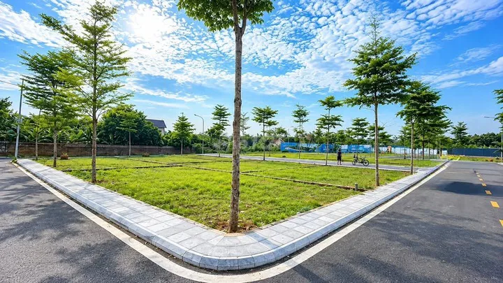 Bán Đất 100m2 có sẵn 100 m2 thổ cư giá 2.5 tỷ tại Đường Quốc lộ 21 Xã Hạ Bằng Huyện Thạch Thất Hà Nội