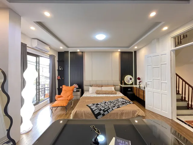 BÁN NHÀ ĐẸP Ở NGAY – LÔ GÓC THOÁNG SÁNG– Ô TÔ NHỎ QUA NHÀ – FULL NỘI THẤT CHÂU ÂU