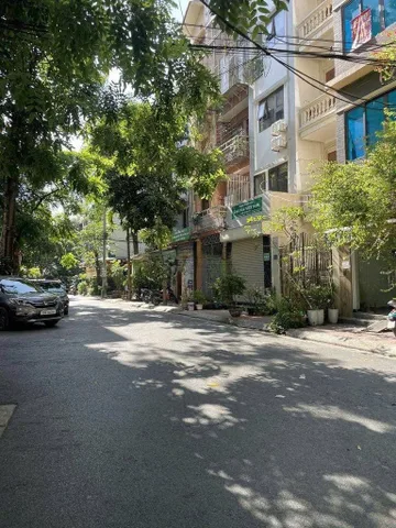 Cho thuê nhà Mạc Thái Tổ, Cầu Giấy 45m x 4T Ô TÔ TRÁNH, ĐỖ CỬA giá 15 triệu