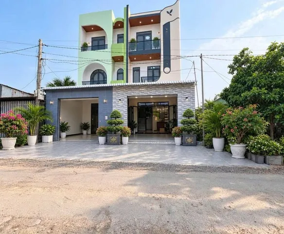 NHÀ PHỐ MỚI XÂY – MẶT TIỀN ĐƯỜNG NHỰA BÌNH CHÁNH-GIÁ CHỈ 2 TỶ 30 TRIỆU