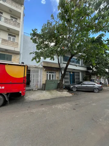 Bán Nhà Mặt Tiền Đường trong Chợ Đầu Mối Nông Sản Thủ Đức, sổ hồng 7,1 tỷ