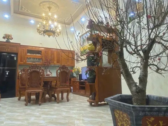 Cho thuê Nhà riêng 45m2 giá 20 triệu tại Đường Văn Cao Phường Liễu Giai Quận Ba Đình Hà Nội