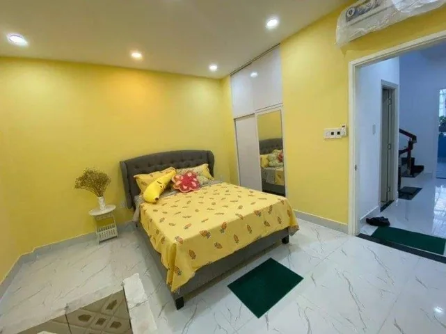 Đường VIP nhà mặt tiền Thích Quảng Đức, P.4, Phú Nhuận, 4x15.6m, 5 tầng, chỉ 15.8 tỷ