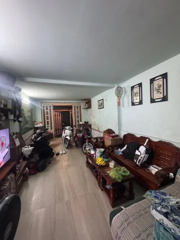 Продаётся дом, 3 спальни, 52 м², Bình Tân