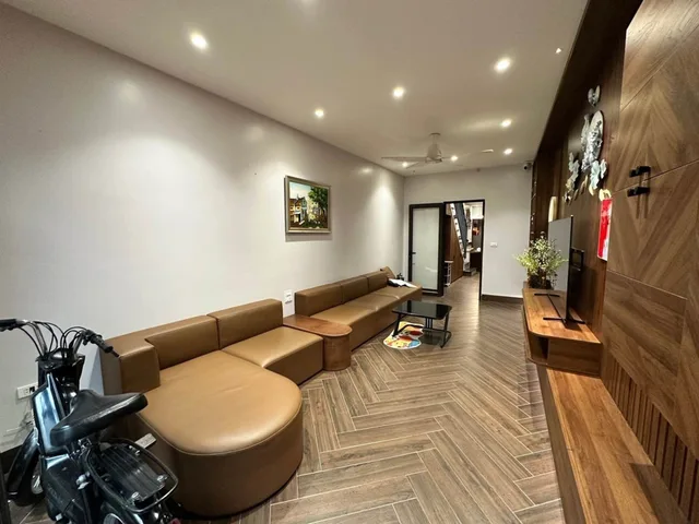 Bán Nhà riêng 70m2 có sẵn 70 m2 thổ cư giá 10.5 tỷ tại Đường Xã đàn, phường Đống đa Hà Nội