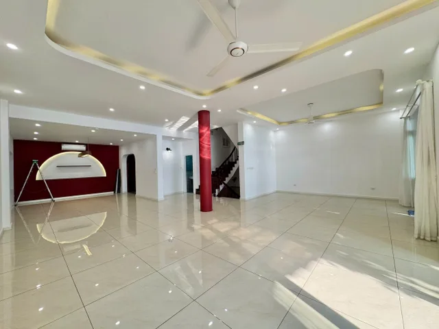 Cho thuê Nhà riêng 180m2 giá 100 triệu tại Đường Quảng Khánh Phường Quảng An Quận Tây Hồ Hà Nội
