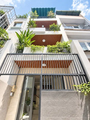 Bán Nhà 43m2 - 5 lầu nhỉnh 6 tỷ cách hẻm ô tô chỉ 20m ngay đối diện BV 175
