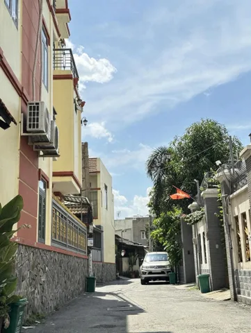 Bán Nhà riêng 56m2 có sẵn 51 m2 thổ cư giá 4.35 tỷ tại Đường Trương Thị Hoa Phường Tân Thới Hiệp Quận 12 TP. Hồ Chí Minh