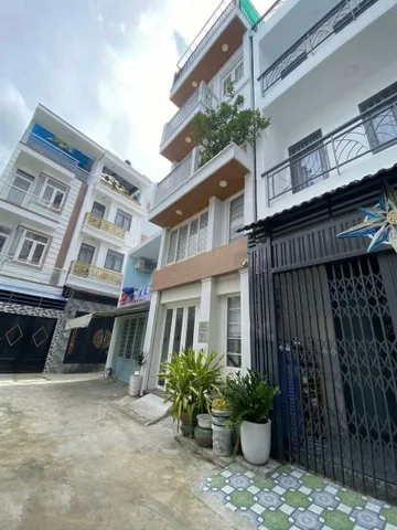 Quận 7 bán nhà giá rẻ, 2 tầng Giá 5.5 tỷ, Nguyễn Thị Thập